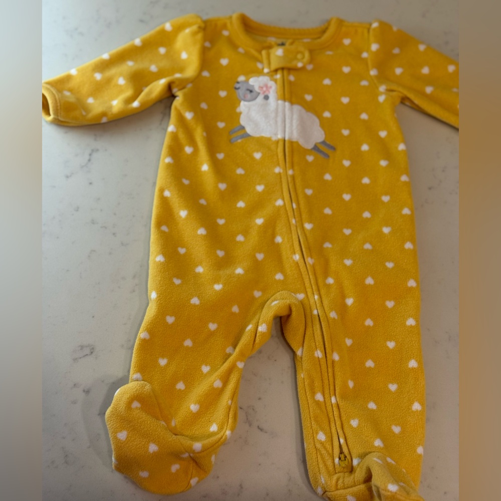 Carter's 0-3 month Mustard & White Polka Dot Fleece Footie Counting Sheep 🐑💭🌸